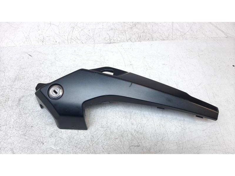 Recambio de colin trasero para honda cb 500x referencia OEM IAM 77251MJWJ800  