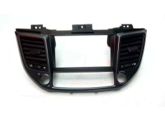 Recambio de rejilla aireadora para hyundai tucson kosmo bluedrive 2wd referencia OEM IAM 84740D7100  
