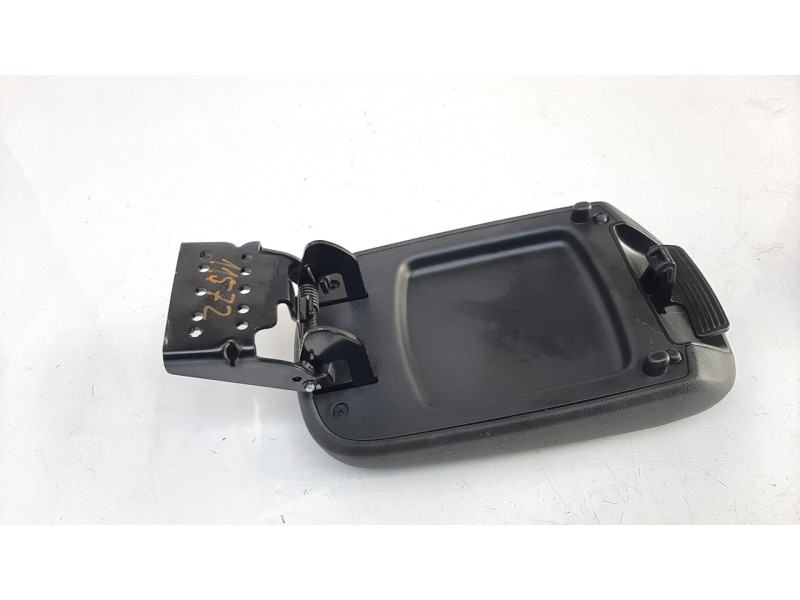 Recambio de apoyabrazos central para hyundai kona 1.0 tgdi cat referencia OEM IAM 84660J9000TRY  