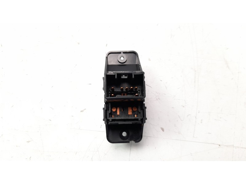 Recambio de mando elevalunas trasero derecho para kia rio (yb) 1.0 tgdi cat referencia OEM IAM 4D65251000  