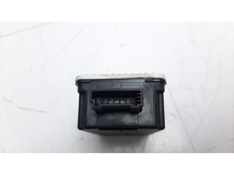 Recambio de modulo electronico para suzuki vitara 1.6 ddis turbodiesel cat referencia OEM IAM 3716061M11 A2C92194700 