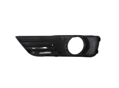 Recambio de rejilla paragolpes derecha para ford focus berlina (cap) referencia OEM IAM 1317908 107103618 FD4242133 2