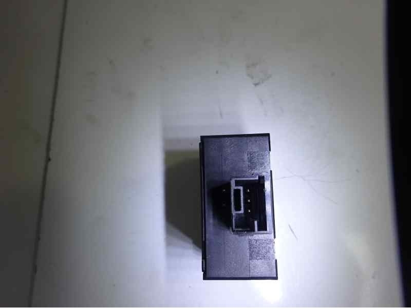 Recambio de interruptor para peugeot 208 access referencia OEM IAM   