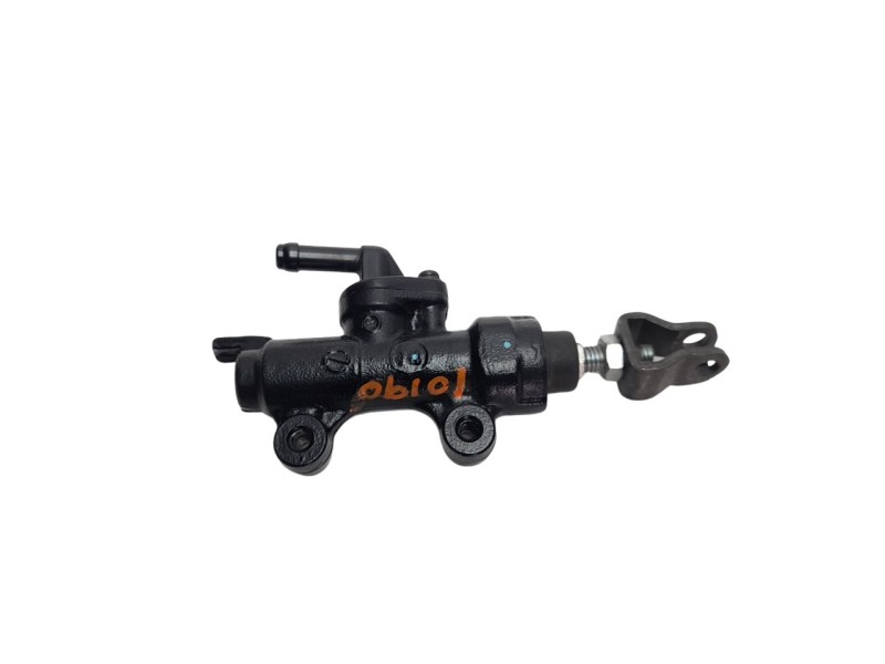 Recambio de bomba freno para honda cbr 650ra rh02 / 1 / 1 referencia OEM IAM 43510MKND51  