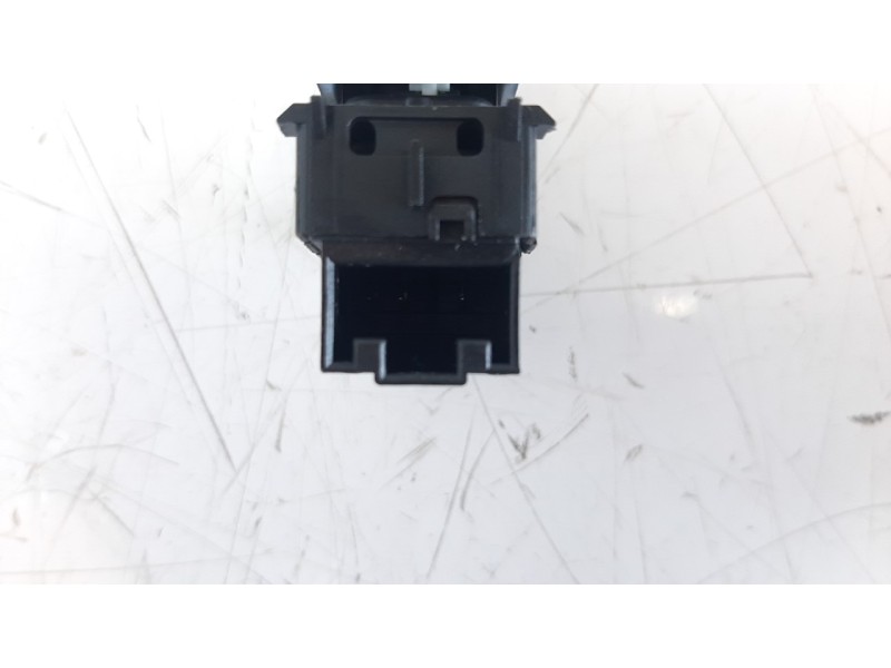 Recambio de mando elevalunas trasero derecho para cupra formentor 1.5 tsi referencia OEM IAM 5G0959855N  