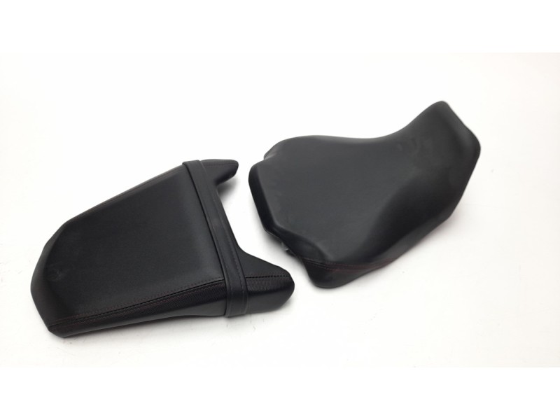 Recambio de asiento para honda cbr 650ra rh02 / 1 / 1 referencia OEM IAM 7710AMKND500 77300MKND51ZB 