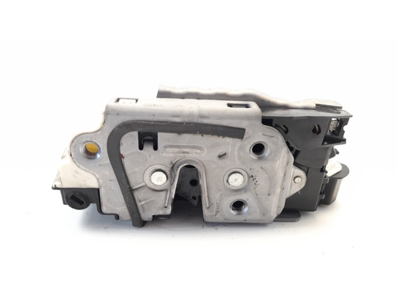 Recambio de cerradura puerta delantera derecha para volkswagen polo (6c1) 1.4 tdi referencia OEM IAM 5K1837016J  