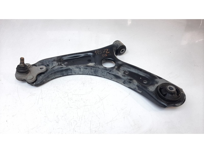 Recambio de brazo suspension inferior delantero izquierdo para hyundai kona 1.0 tgdi cat referencia OEM IAM 54500J9000  