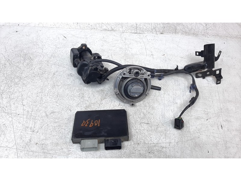 Recambio de conmutador de arranque para honda cb 500x referencia OEM IAM 35010MJWD93  