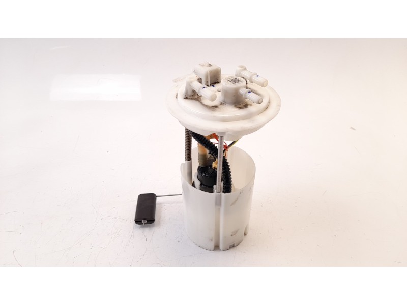 Recambio de bomba combustible para nissan note 1.5 dci turbodiesel cat referencia OEM IAM 170403VD0A 0580203163 