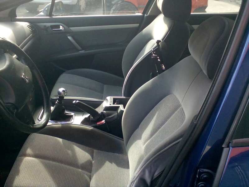 peugeot 407 del año 2004