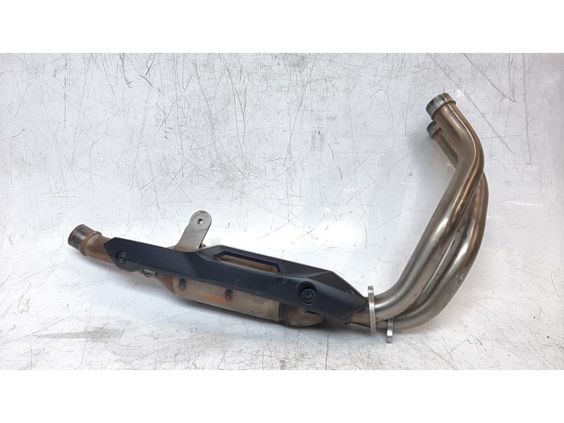 Recambio de colector escape para honda cb 500x referencia OEM IAM 18150MKPDQ0  
