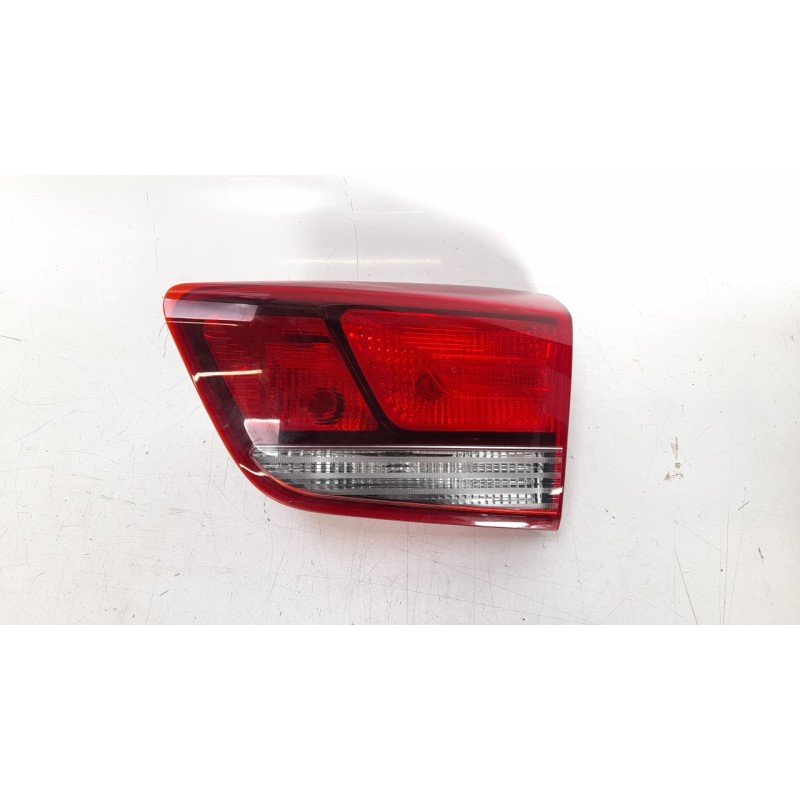 Recambio de piloto trasero derecho interior para kia rio (yb) 1.0 tgdi cat referencia OEM IAM 92404H8010  
