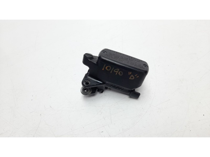 Recambio de bomba freno para honda cbr 650ra rh02 / 1 / 1 referencia OEM IAM 45510MGH641  