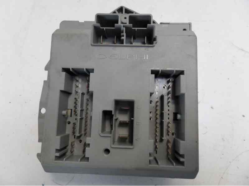 Recambio de caja reles / fusibles para fiat doblo (119) 1.3 jtd cat referencia OEM IAM 51756264  