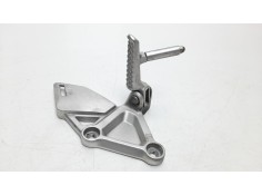 Recambio de estribo para honda cbr 650ra rh02 / 1 / 1 referencia OEM IAM 50700MKND50  
