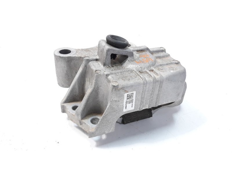 Recambio de soporte motor izquierdo para jeep compass ii 2.0 m-jet cat referencia OEM IAM 68252999AB  