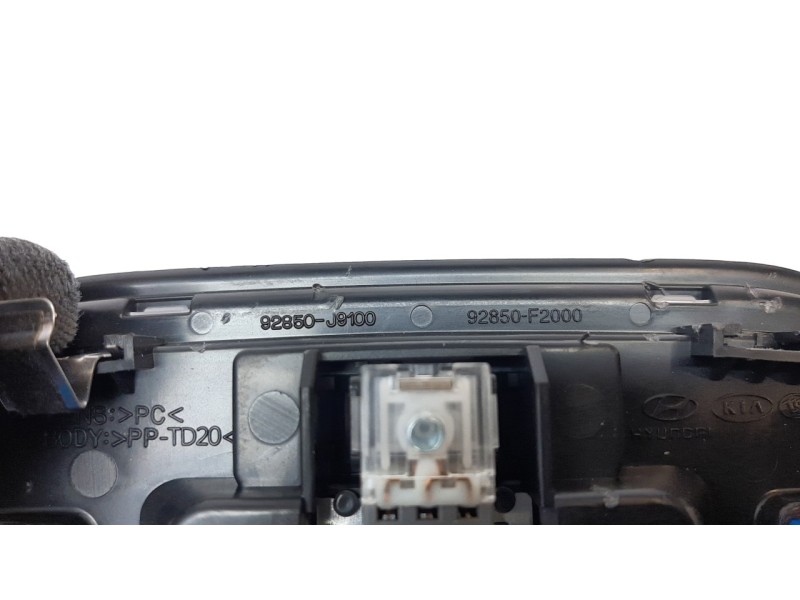Recambio de luz interior para hyundai kona 1.0 tgdi cat referencia OEM IAM 92850F2000  