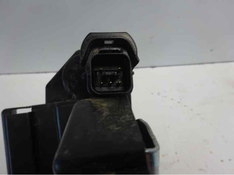 Recambio de cerradura puerta delantera derecha para ssangyong rodius 2.0 td cat referencia OEM IAM   