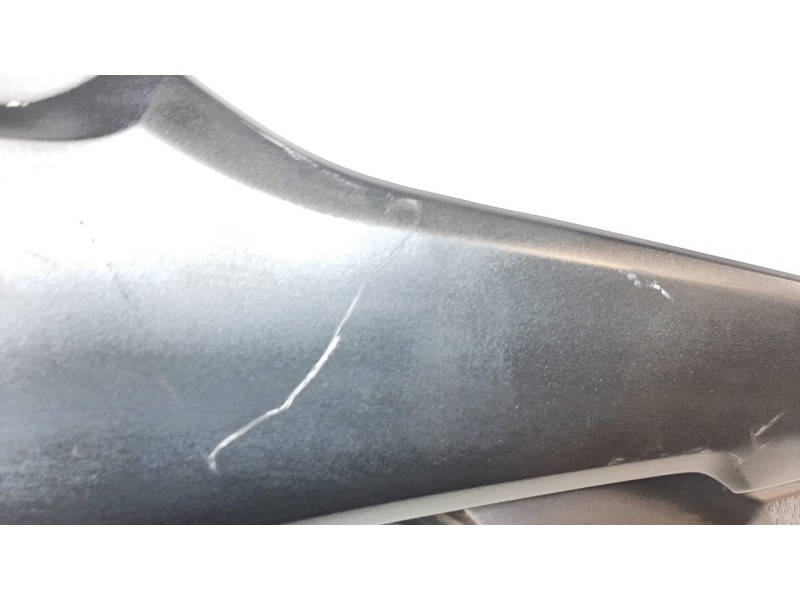 Recambio de moldura para honda cb 500x referencia OEM IAM 83511MKPJ800  