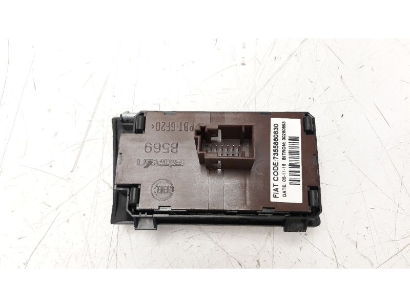 Recambio de interruptor para fiat torino r58 referencia OEM IAM 7355860830  