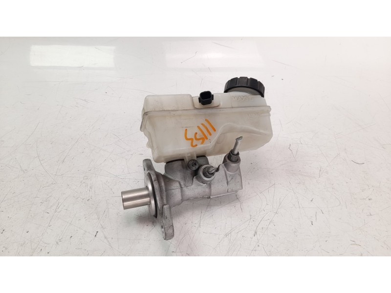 Recambio de bomba freno para dacia sandero 0.9 tce cat referencia OEM IAM 460111938R  