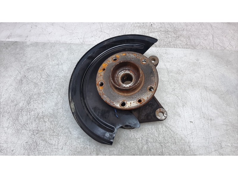 Recambio de mangueta delantera derecha para dacia duster ii prestige referencia OEM IAM 8200881824  