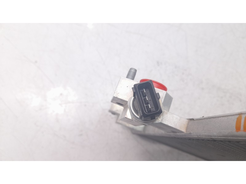 Recambio de condensador / radiador aire acondicionado para volvo xc 40 essential 2wd referencia OEM IAM 31439781  