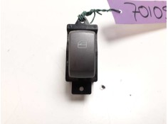 MANDO ELEVALUNAS TRASERO DERECHO 621W05450 