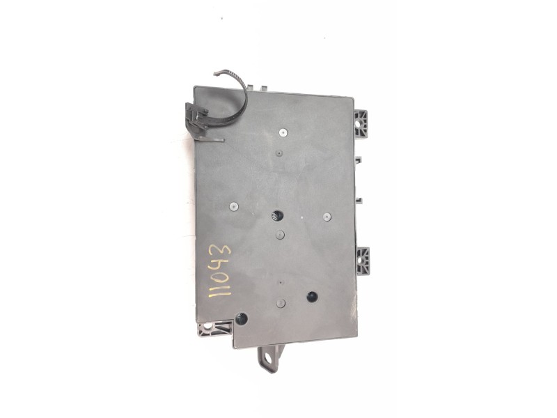 Recambio de caja reles / fusibles para mitsubishi outlander (gf0) phev kaiteki 4wd referencia OEM IAM 8637B680 A2C7460831300 