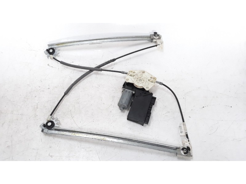 Recambio de elevalunas delantero izquierdo para volkswagen touareg (7la) 3.2 v6 24v referencia OEM IAM 7L0837461F  