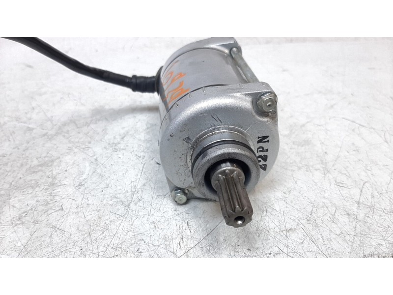 Recambio de motor arranque para honda cb 500x referencia OEM IAM 31200MGZJ81  
