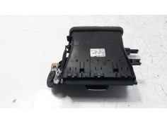 Recambio de rejilla aireadora para toyota avensis 1.8 16v cat referencia OEM IAM 5567005150 09470002  2
