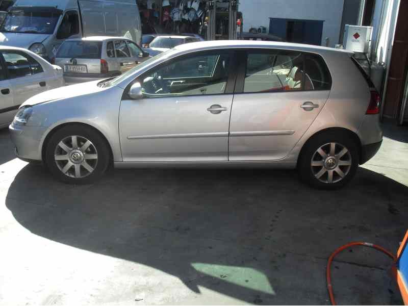 volkswagen golf v berlina (1k1) del año 2005