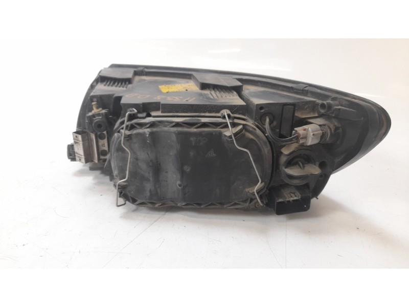 Recambio de faro derecho para volvo v50 familiar 1.6 diesel cat referencia OEM IAM 30698886 10124061001 VV3204913