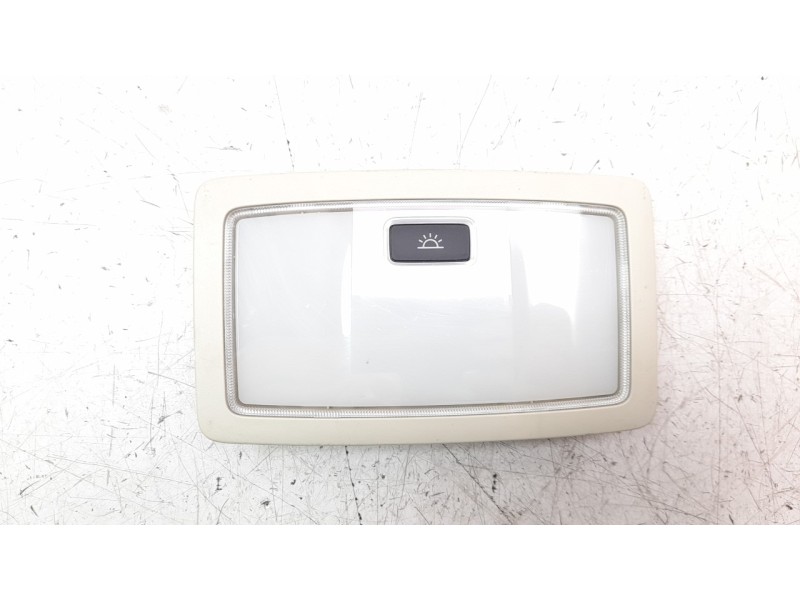 Recambio de luz interior para lexus nx 2.5 16v cat (híbrido) referencia OEM IAM 8136078010A0  