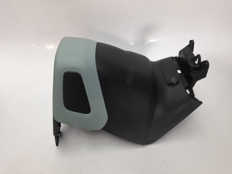 Recambio de moldura para citroen berlingo live m referencia OEM IAM 9816911677  