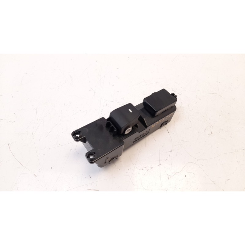 Recambio de mando elevalunas trasero izquierdo para nissan note 1.5 dci turbodiesel cat referencia OEM IAM 254111FA0A  