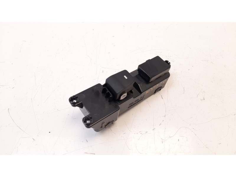 Recambio de mando elevalunas trasero izquierdo para nissan note 1.5 dci turbodiesel cat referencia OEM IAM 254111FA0A  