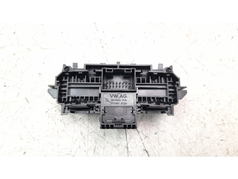 Recambio de palanca freno para cupra formentor 1.5 tsi referencia OEM IAM 5FA927225  