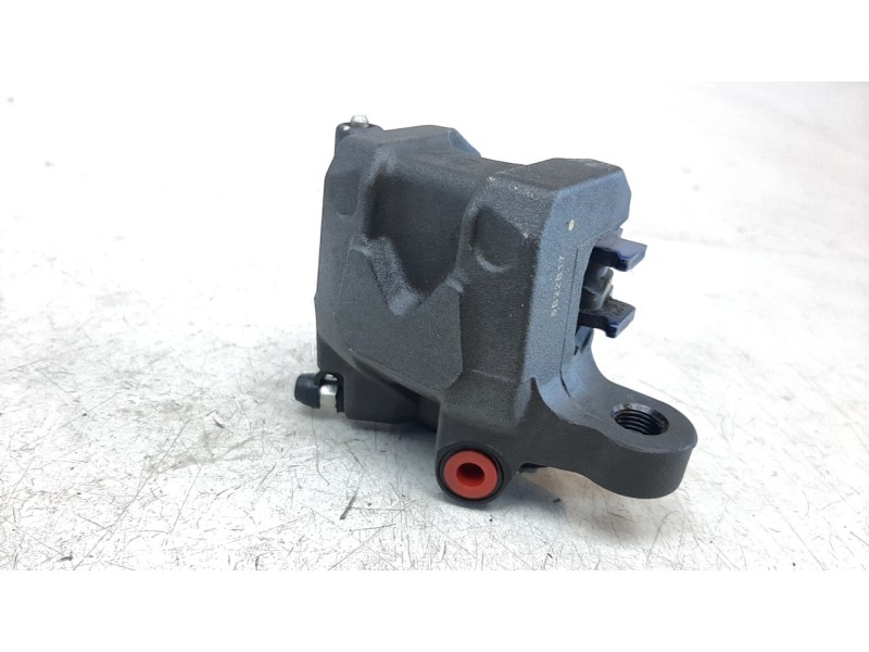 Recambio de pinza de freno trasera derecha para honda cb 500x referencia OEM IAM 43150MJWJ11  