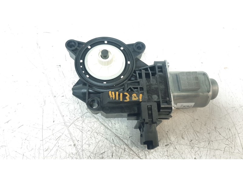 Recambio de motor elevalunas delantero izquierdo para kia niro referencia OEM IAM 82450G5010  
