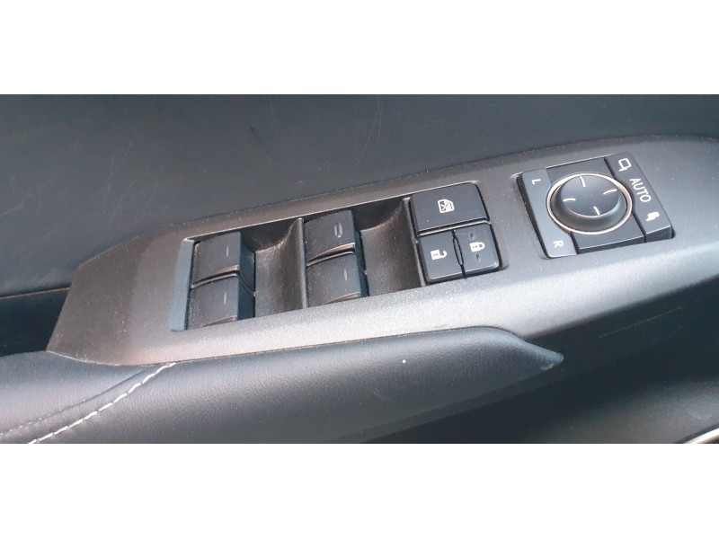 Recambio de mando elevalunas delantero izquierdo para lexus nx 2.5 16v cat (híbrido) referencia OEM IAM 8404078010  