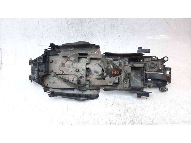 Recambio de portamatriculas para honda cb 500x referencia OEM IAM 80100MGZD01  