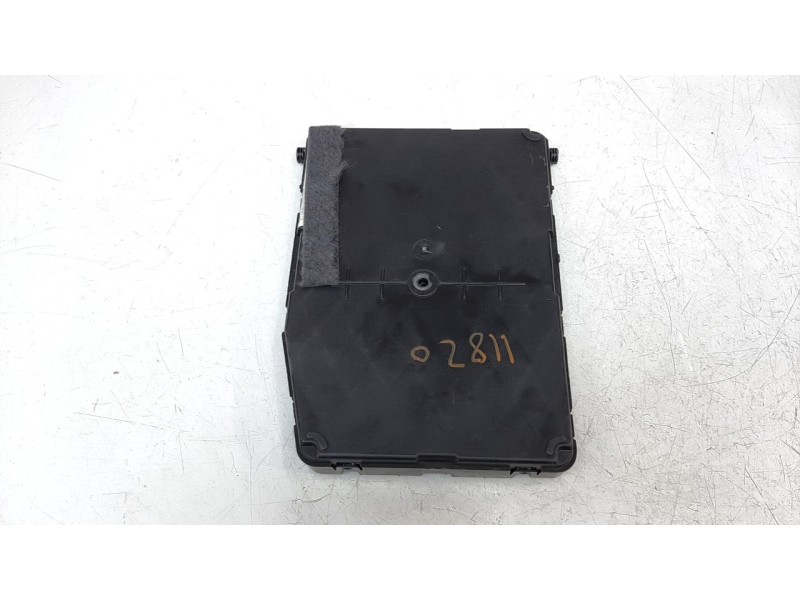 Recambio de modulo electronico para renault megane ii berlina 5p dynamique referencia OEM IAM 8200712566  