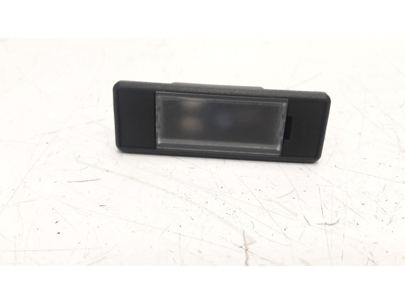 Recambio de piloto matricula para peugeot 508 2.0 blue-hdi fap referencia OEM IAM 9673853880  