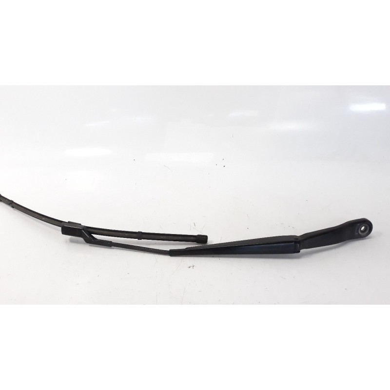 Recambio de brazo limpia delantero derecho para land rover range rover evoque 2.0 td4 cat referencia OEM IAM BJ3217527CA  