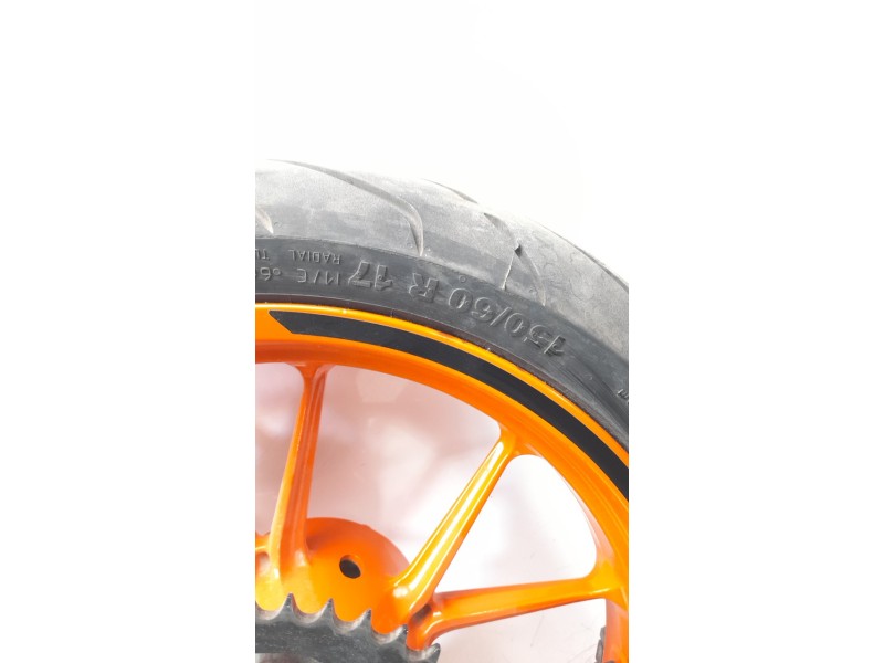 Recambio de llanta para ktm 390 duke referencia OEM IAM 93010001044EB  