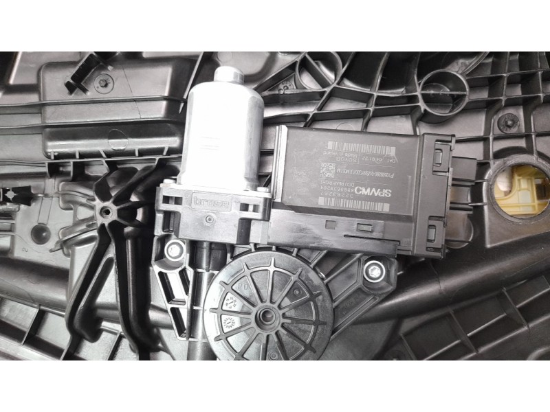 Recambio de elevalunas trasero izquierdo para volvo xc 40 essential 2wd referencia OEM IAM 32353277  