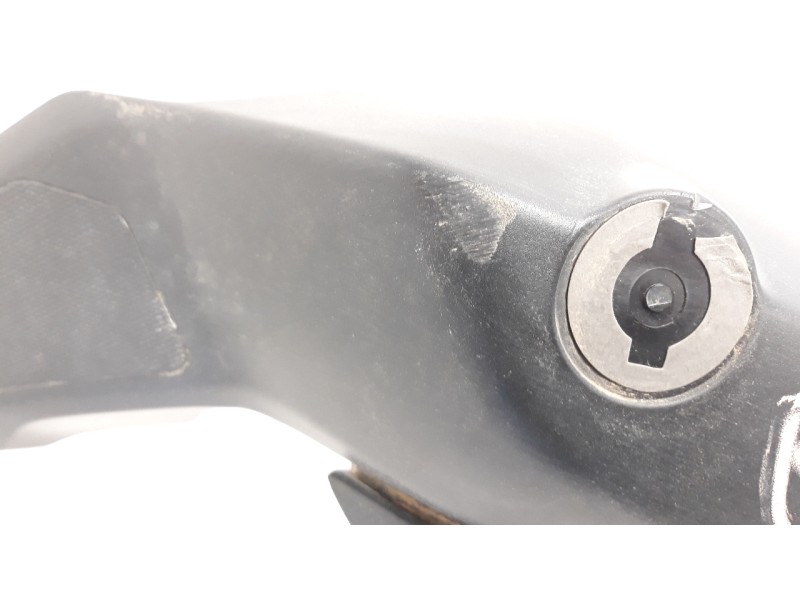 Recambio de carenado delantero derecho para yamaha mt-07 mt-07 referencia OEM IAM B4C2137X0100  